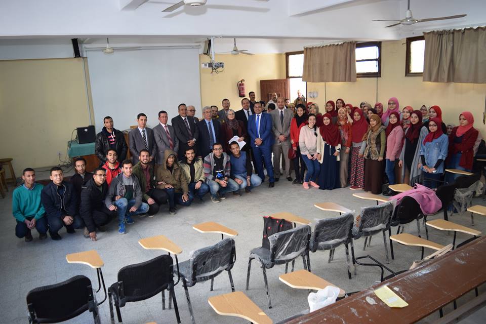 إستقبال الكلية لجنة قطاع الدراسات الصيدلية بالمجلس الأعلى للجامعات