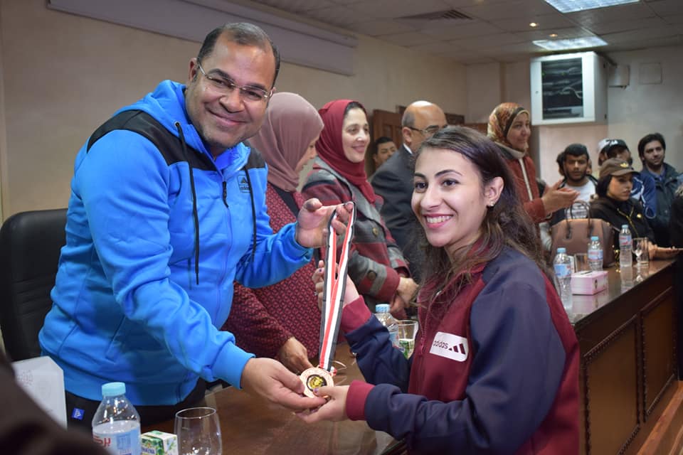 إيريني و بارثينا وبرونزية الغناء و العزف بملتقي صيادلة مصر🎤🎹