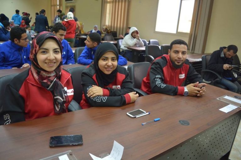 صيدلة سوهاج رابعًا فى دوري المعلومات العامة