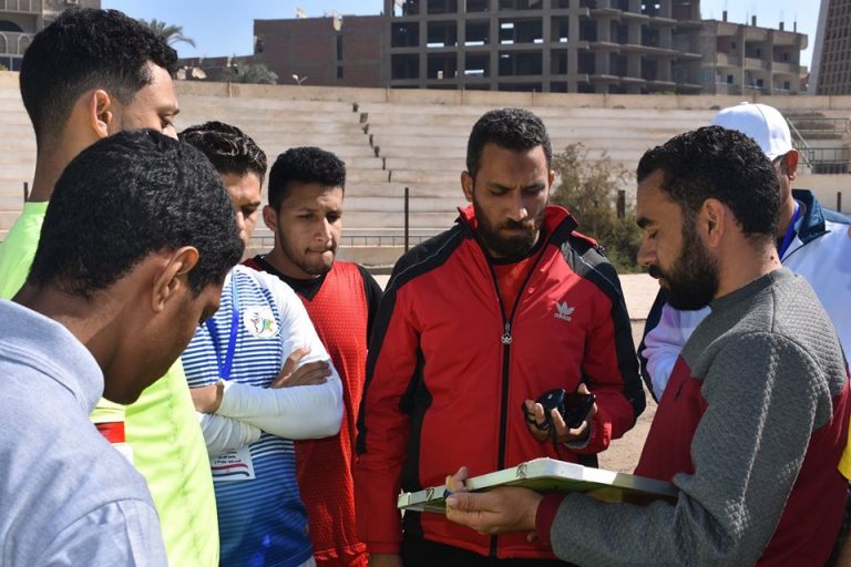 جامعتى سوهاج والقاهرة الأول فى سباق 100 متر عدو بالملتقى الصيدلى الثانى بجامعة سوهاج