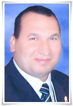 تهنئة الدكتور محمد سيد محمد إبراهيم، رئيس الجامعة الأسبق لمنتسبي الجامعة والمجتمع السوهاجي، بمناسبة الإحتفال باليوبيل الذهبي لدخول التعليم الجامعي للمحافظة