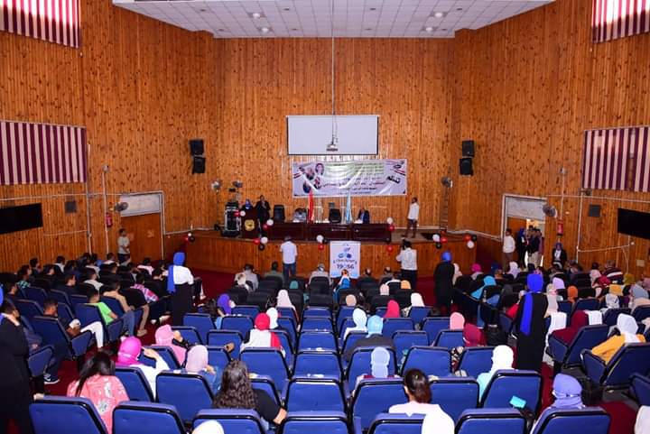 فعاليات حفل إستقبال الطلاب الجدد بكلية الصيدلة