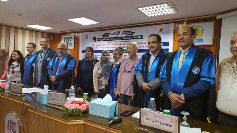 مناقشة رسالة الماجستير للصيدلانية إيريني طلعت المعيدة بقسم العقاقير