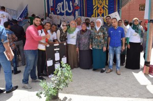 مشاركة عميد كلية الصيدلة في اليوم البيئي الأول بكلية التعليم الصناعي